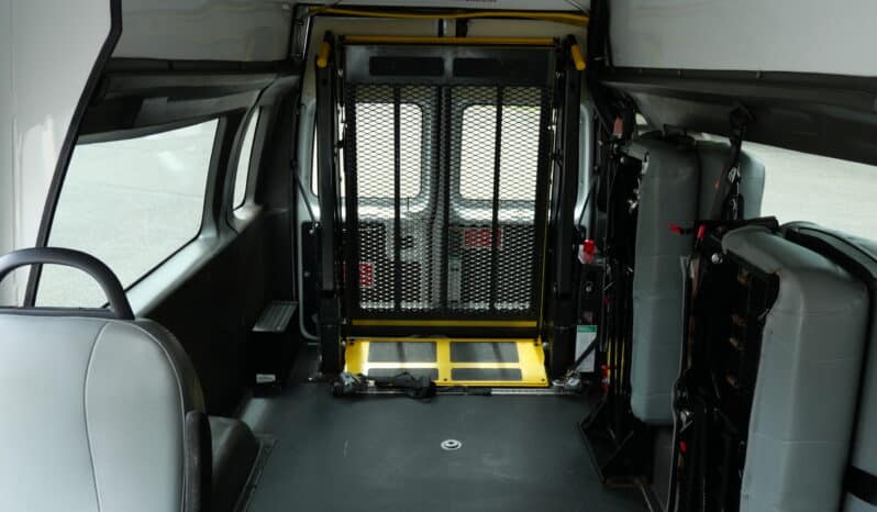2009 High-Top E350 Rear Load Wheelchair Transport Van full