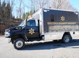 2005 Kodiak 4×4 Crime Scene Truck: 3,476 Original Miles! Ultimate Camper?